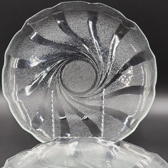 ARCOROC Durand Clear Glass Swirl Dinner Plates 11" Set of 3 - Picture 2 of 7